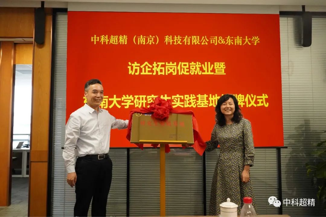 8830eeace5d82ea0823282b3f2750fbe